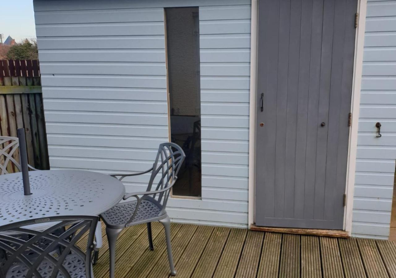 Creamery Cottage Whitby Exterior photo